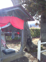 春日八郎記念公園内　お地蔵様